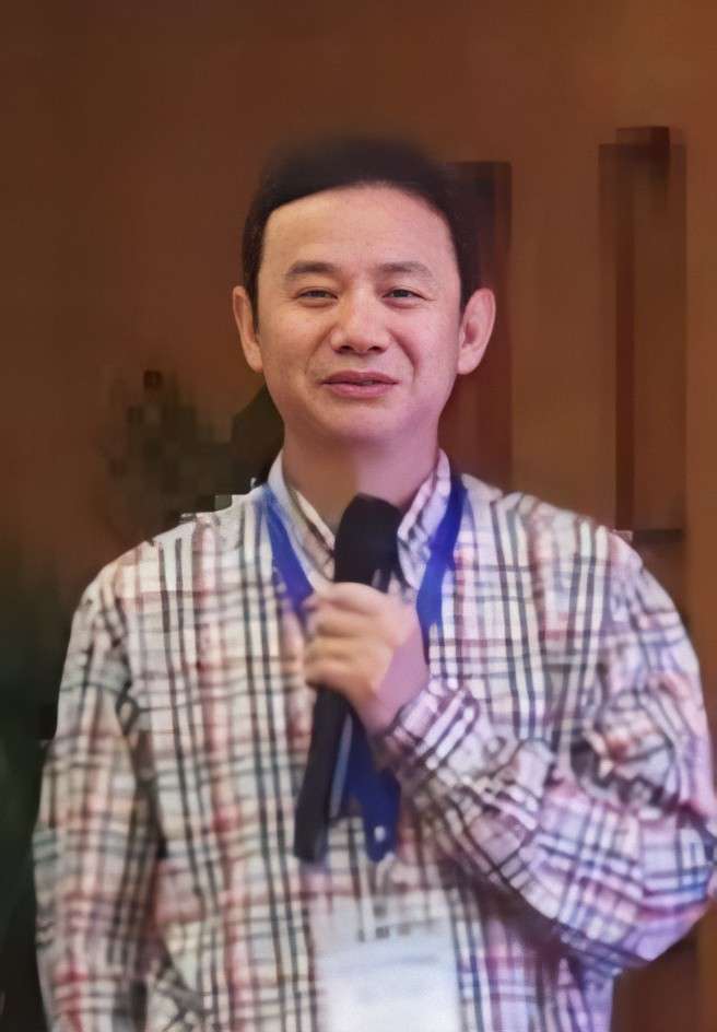 西北大學創新論壇第九百五十四講： Entropy and Emergency of topological Dynamical Systems 
